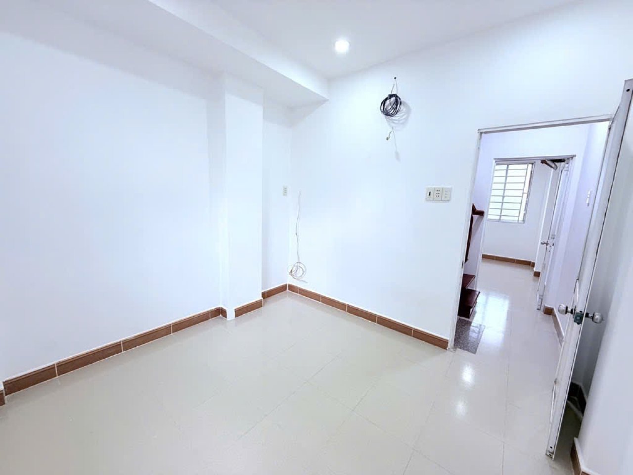 Giảm 300tr! Nhà Vuông 2 tầng 27m2 – Nguyễn Văn Khối QV - Ảnh 4